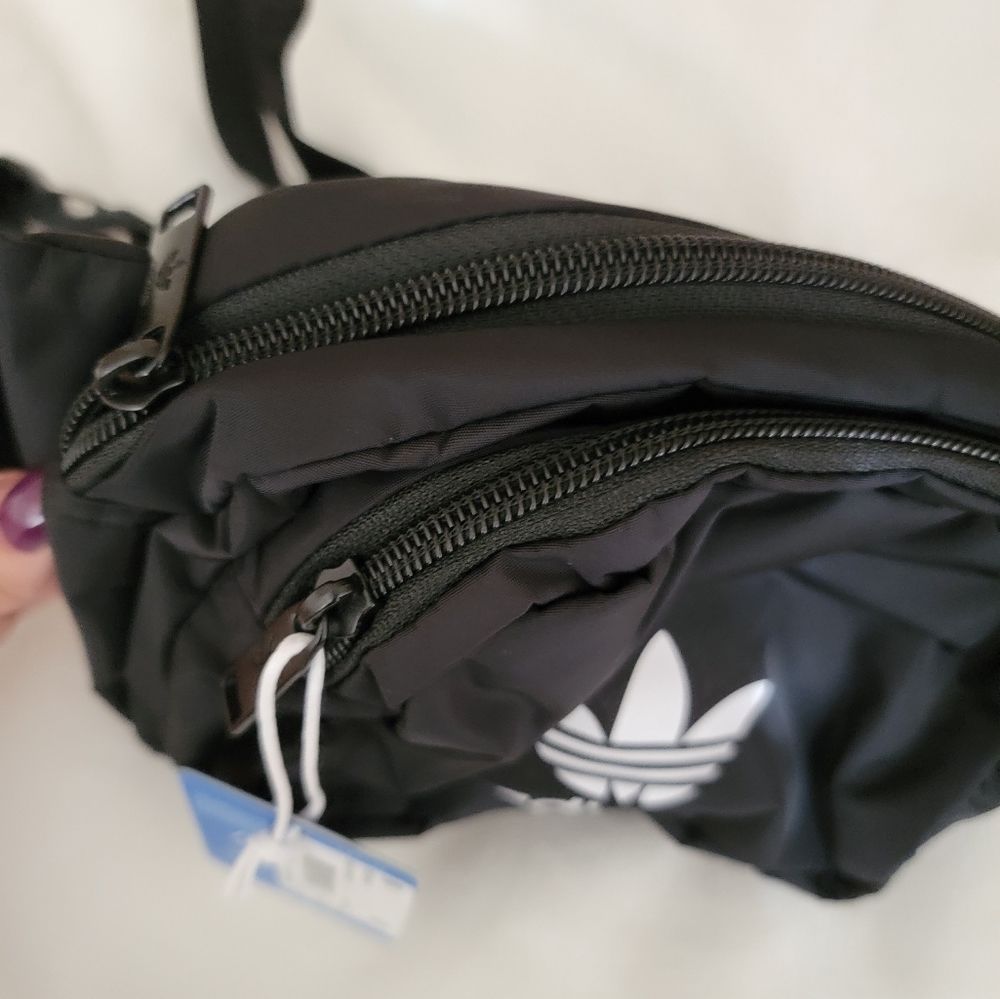 Adidas Sports Waist Bag NWT - Picture 10 of 10
